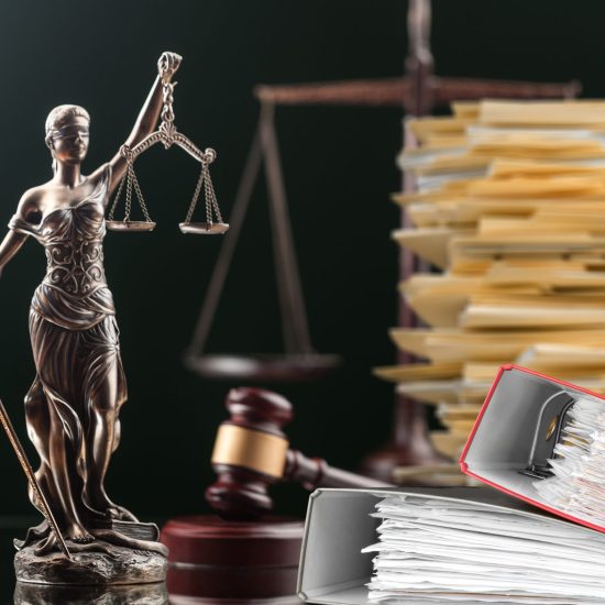 Wooden,Hammer,,Files,On,The,Judge,Table